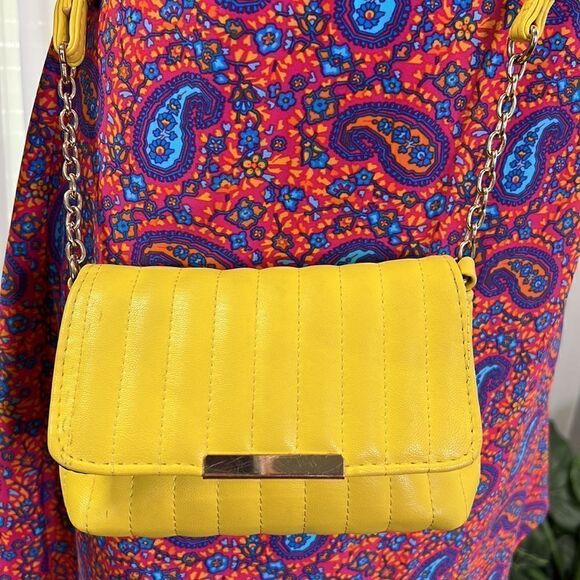 Primark Bright Yellow Crossbody Bag - Picture 2 of 10